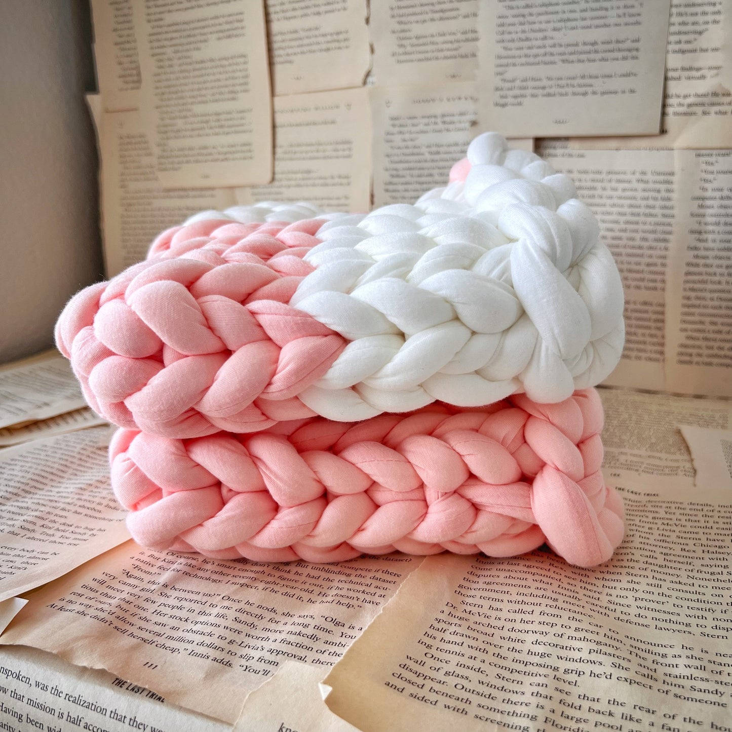 Light Pink & White Checkered Chunky Knit Planner Pouch