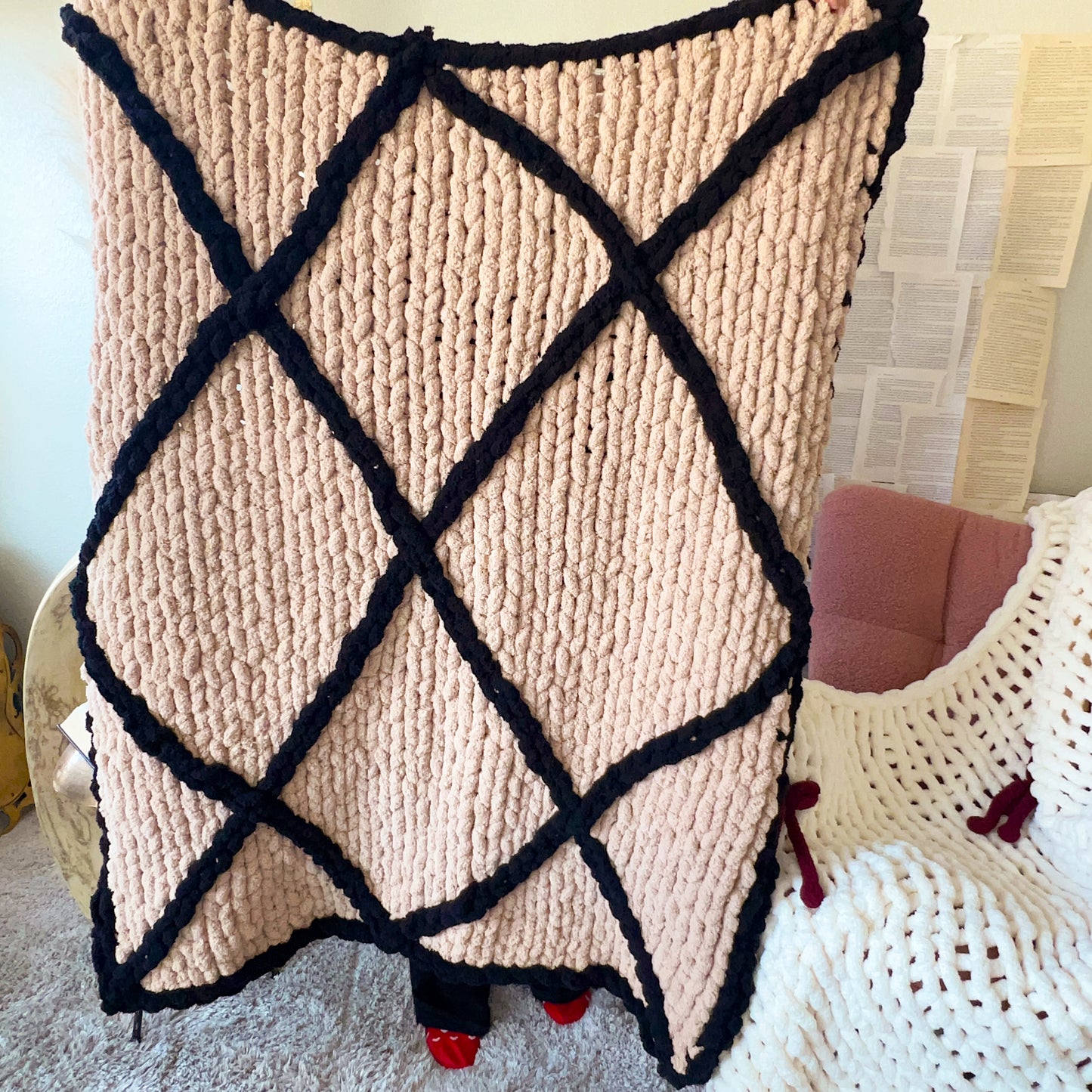 Diamond Stitched Chenille Chunky Knit Blanket