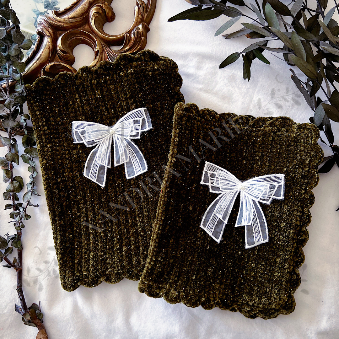 CUSTOMIZE Bow Crochet Book Cover. Journal Cover.