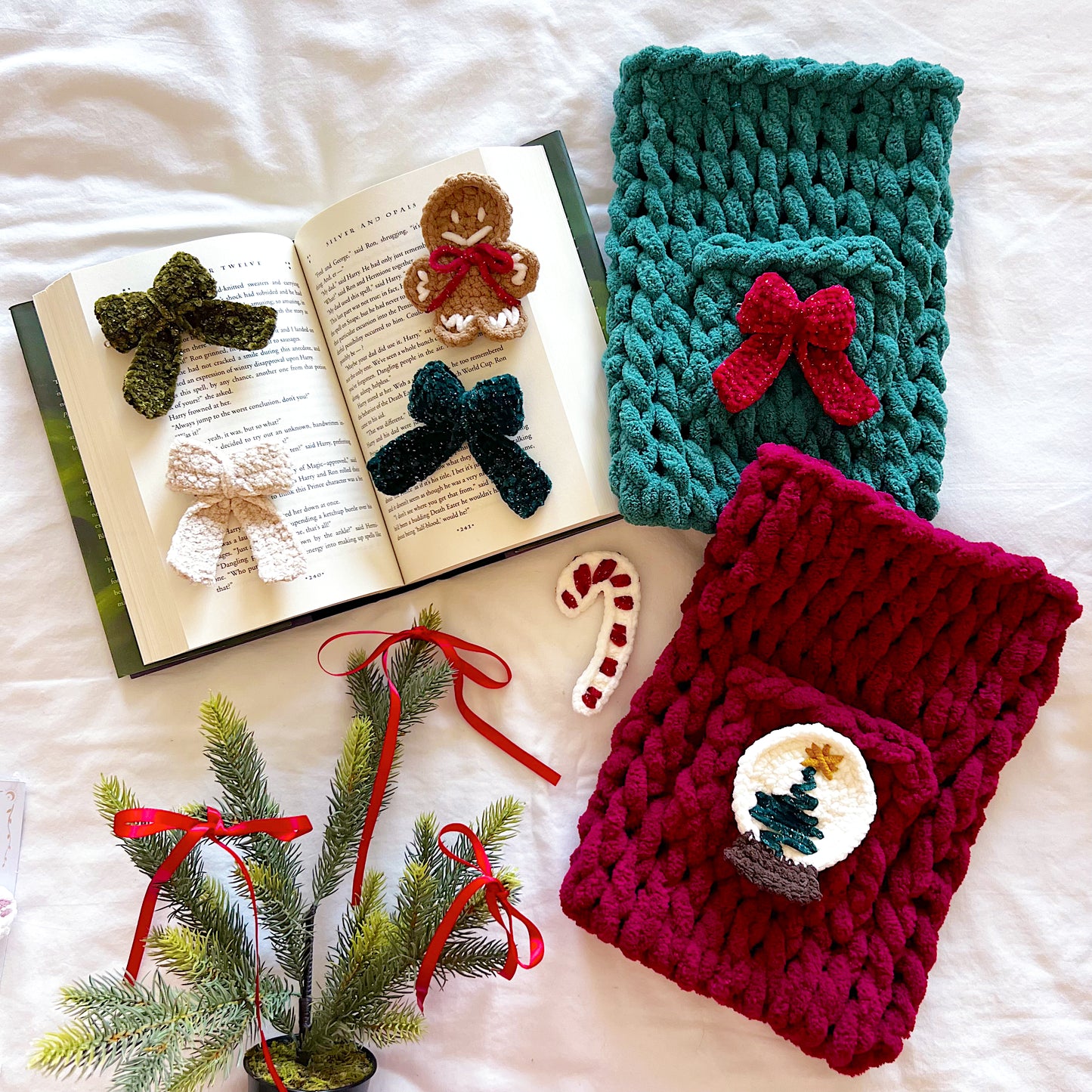 Christmas Crochet Appliqué Clips