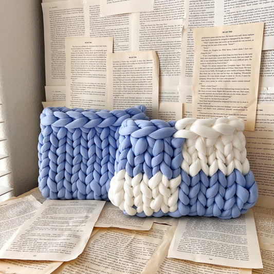 Blue Checkered Chunky Knit Planner Pouch