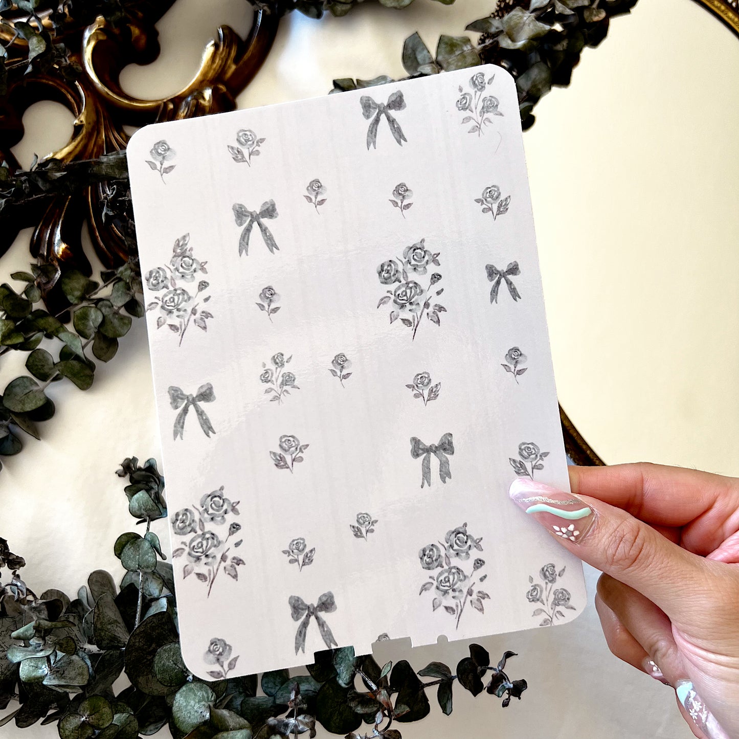Bows & Flowers Kindle Insert