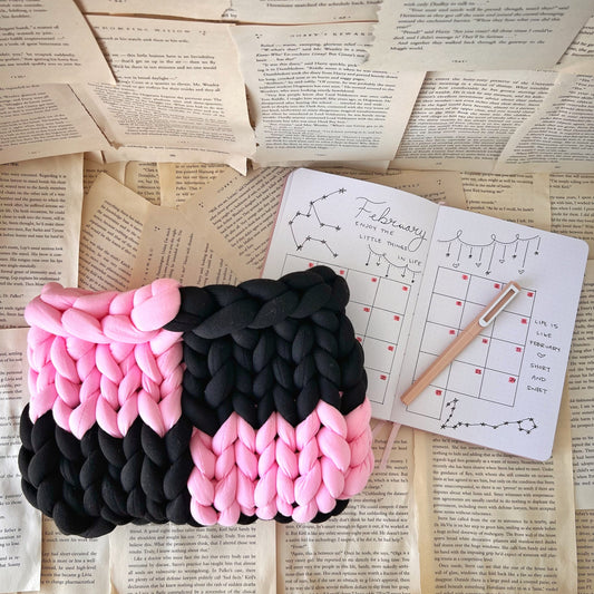 Pink & Black Checkered Chunky Knit Planner Pouch