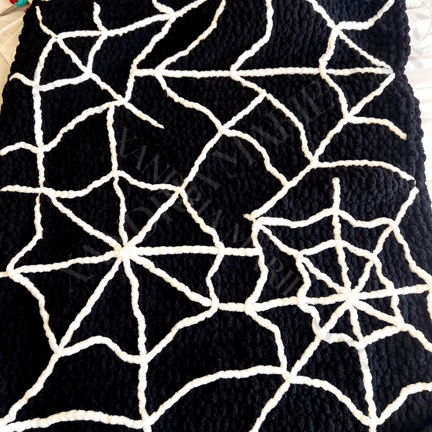 Spider Web Chenille Chunky Knit Blanket