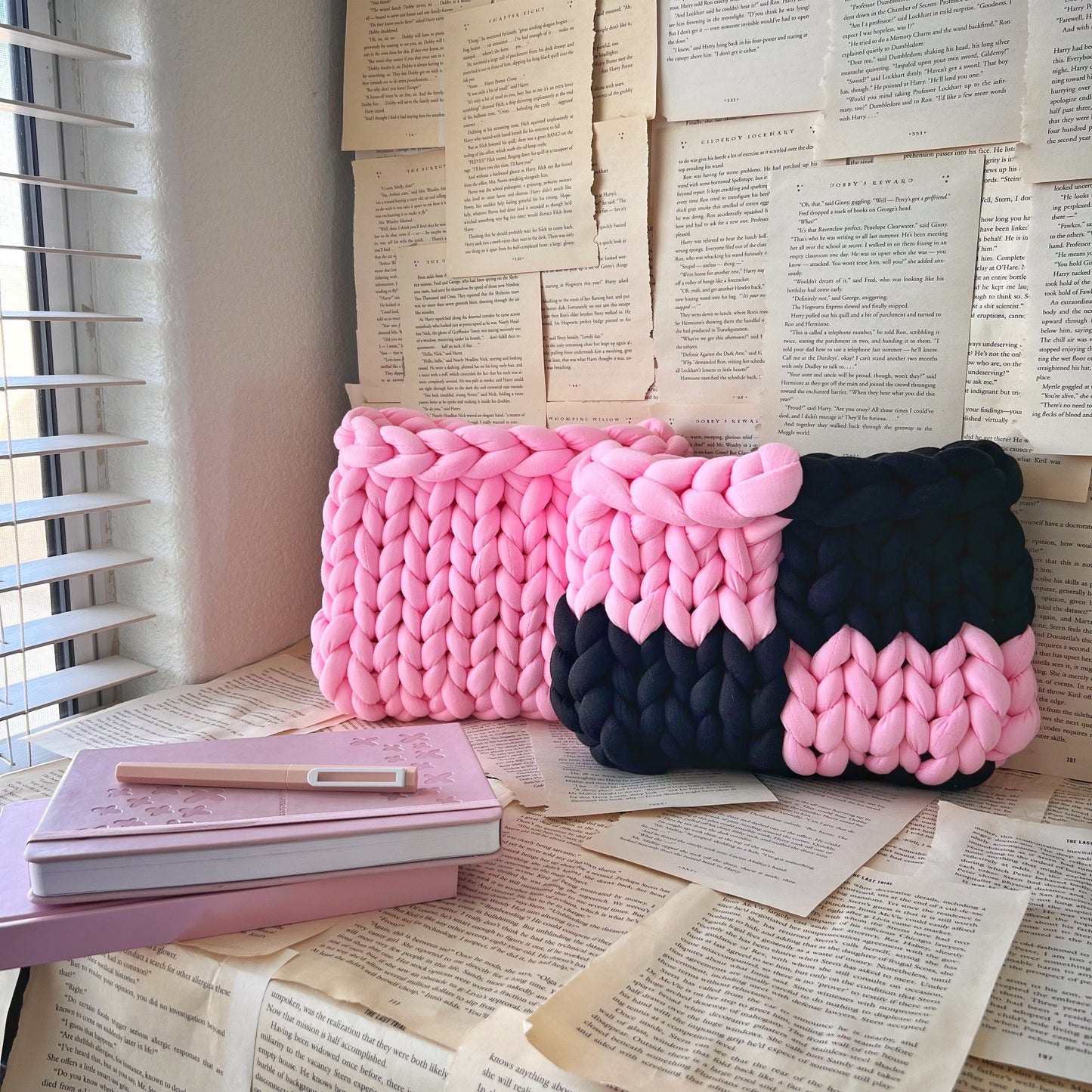 Pink & Black Checkered Chunky Knit Planner Pouch