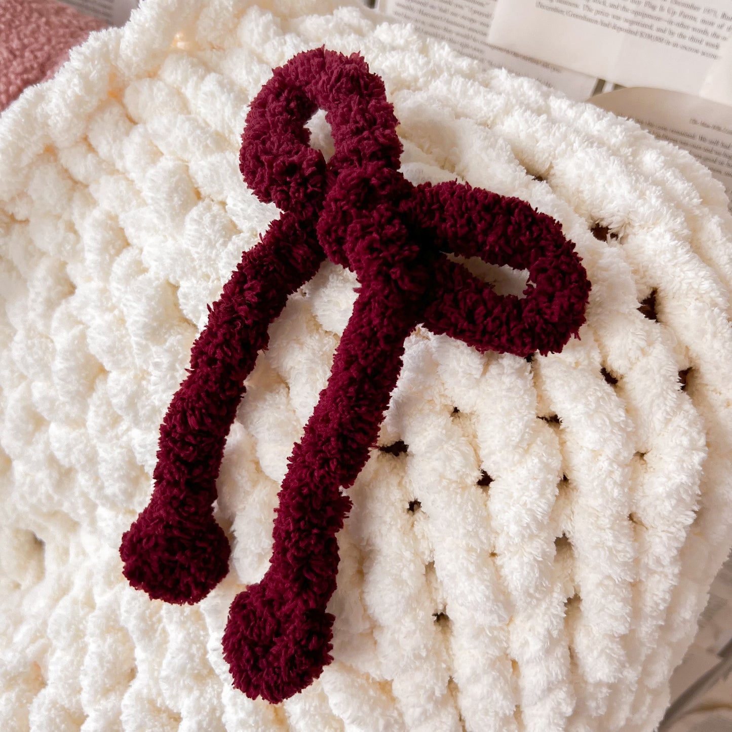 CUSTOMIZABLE Bow Chunky Knit Cozy Blanket, Soft Chenille Throw Blanket