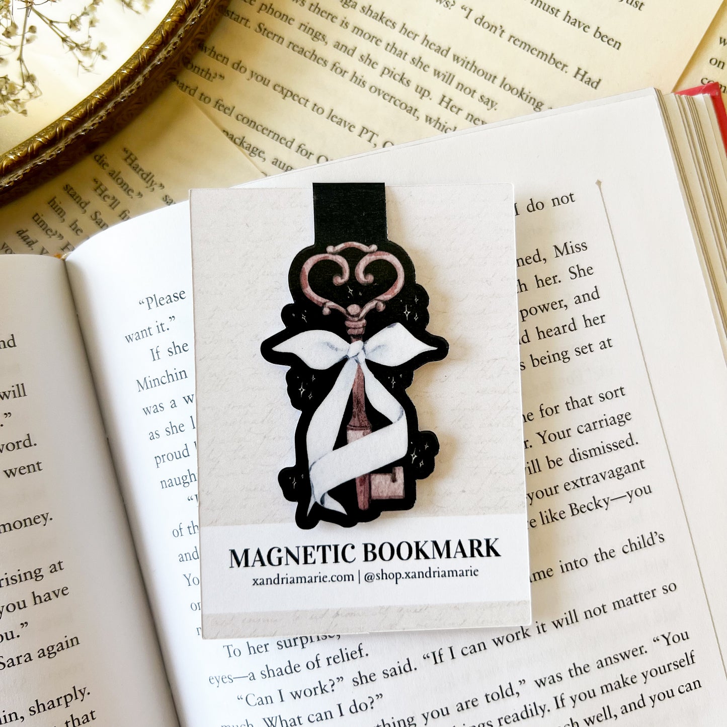 Bow & Key Magnetic Bookmarks