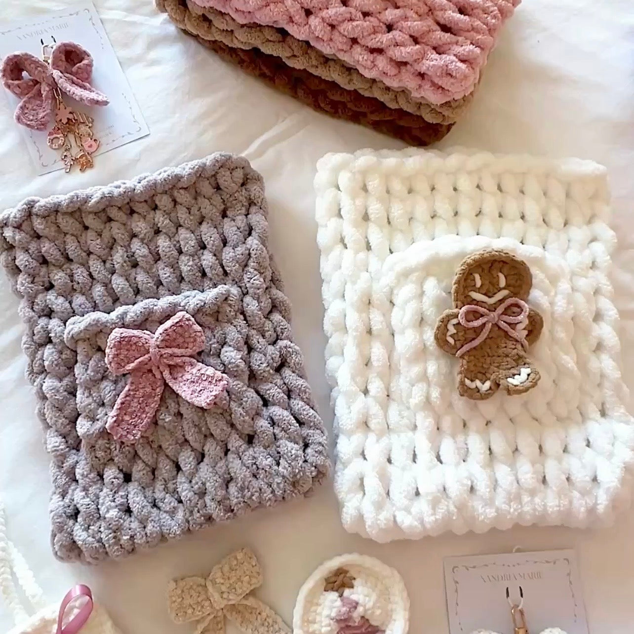 Christmas Crochet Appliqué Clips