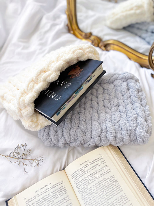 Dreamy Cloud Planner Pouch, Chenille Knit Book Sleeve