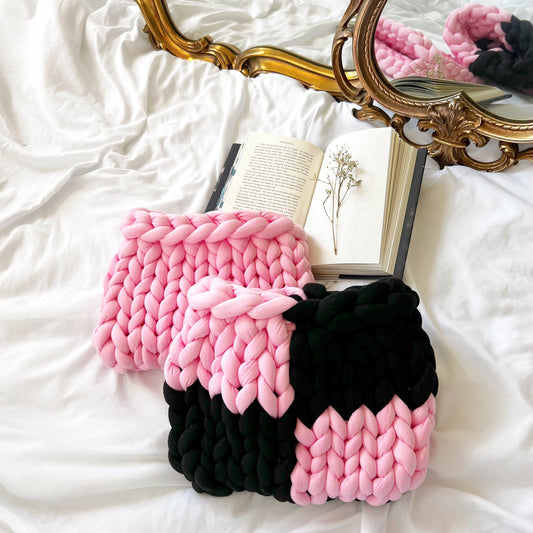 Pink & Black Checkered Chunky Knit Planner Pouch