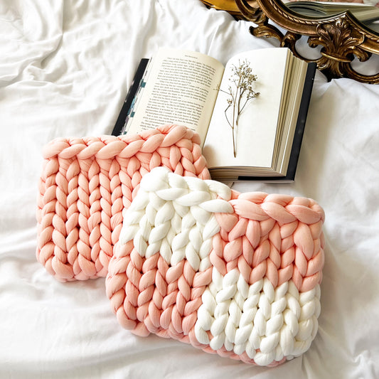 Light Pink & White Checkered Chunky Knit Planner Pouch
